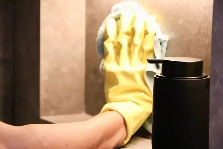 Nettoyage en profondeur des salles de bain